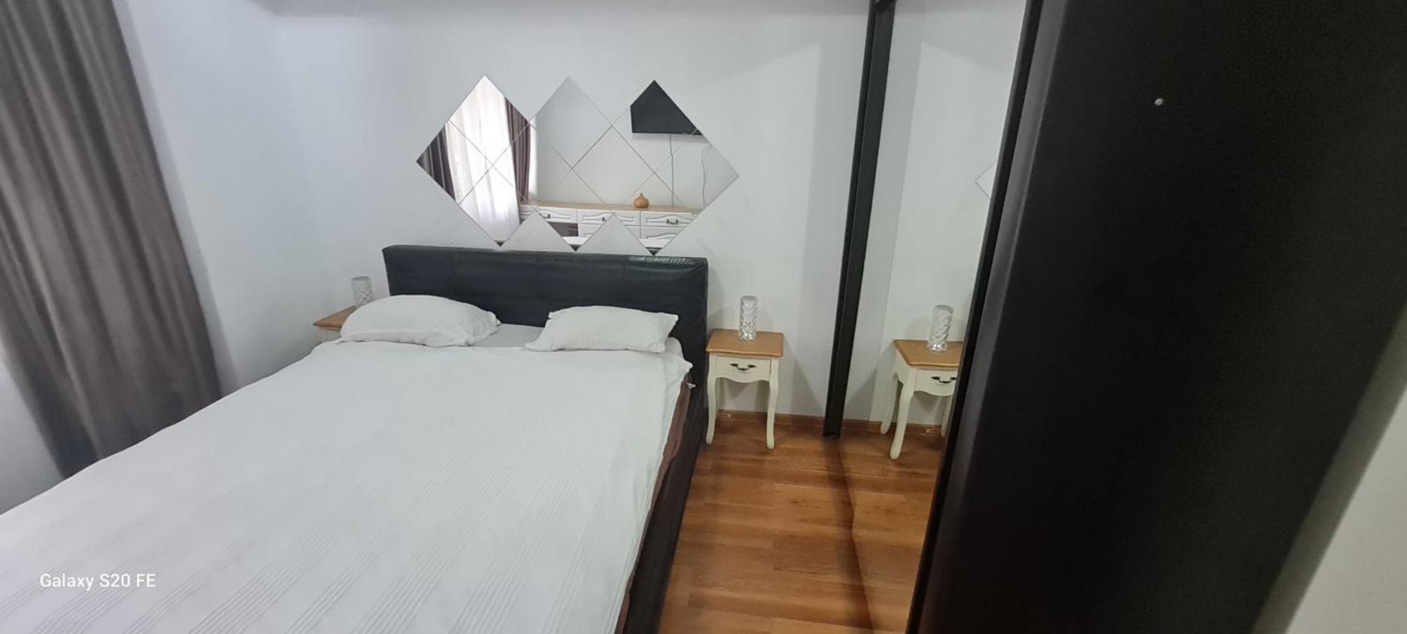 Apartament Regim Hotelier Elis Brașov Exterior foto